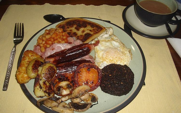 16 Best Scottish Foods You Must Eat When You're in Scotland