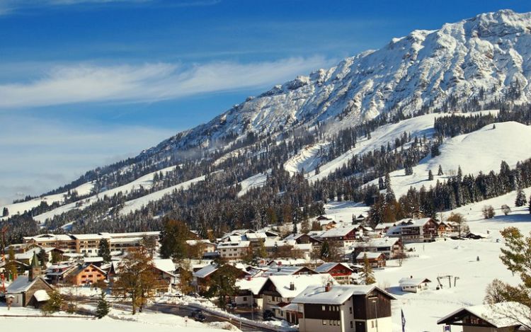 The 7 Best Ski Resorts Near Munich, Germany