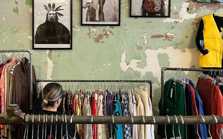 The 15 Best Vintage Clothing Stores Melbourne, Australia 2023