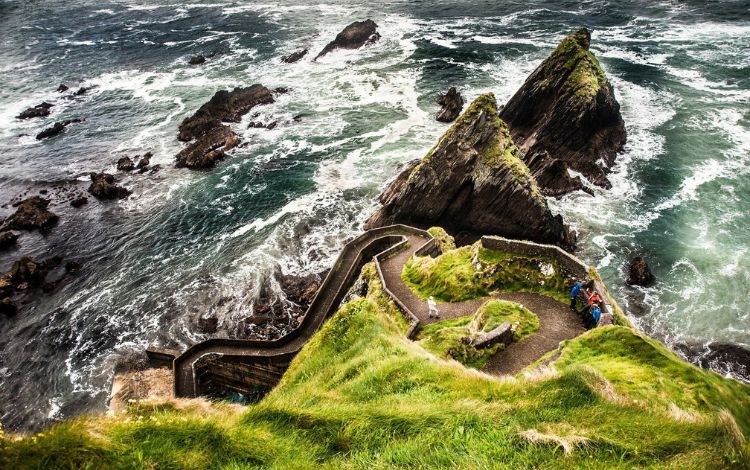 Top 10 Must See Ireland Road Trips You Need to Take