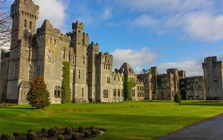 The 10 Coolest Places to Visit in County Galway, Ireland
