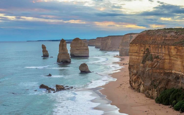 A Ultimate Travel Guide for Backpacking Australia