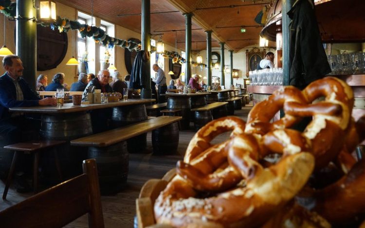 Top 10 Munich Beer Gardens and Beer Halls in Munich, Germany