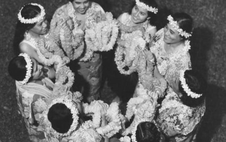The Meaning of Traditional Hawaiian Lei Day - May Day Hawaii