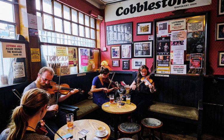 The 10 Best Pubs in Dublin [IRISH PUBS]