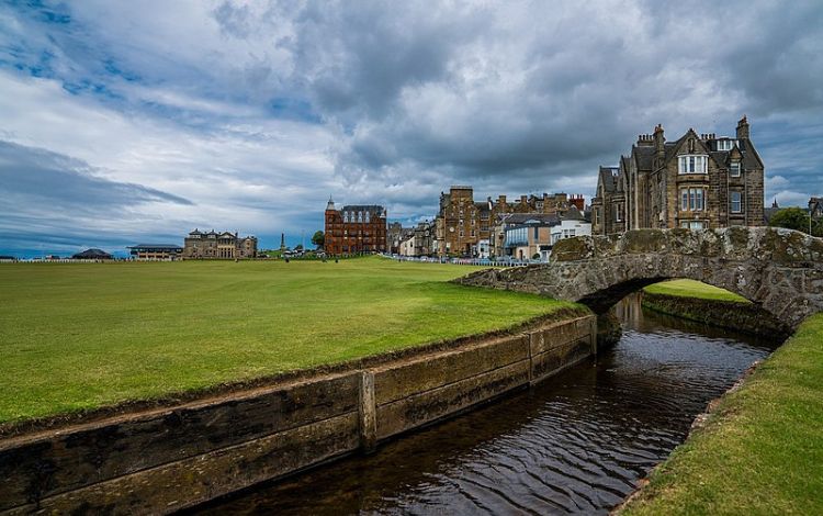 14 Famous Bridges in Scotland (Scotland's Most Iconic Bridges)