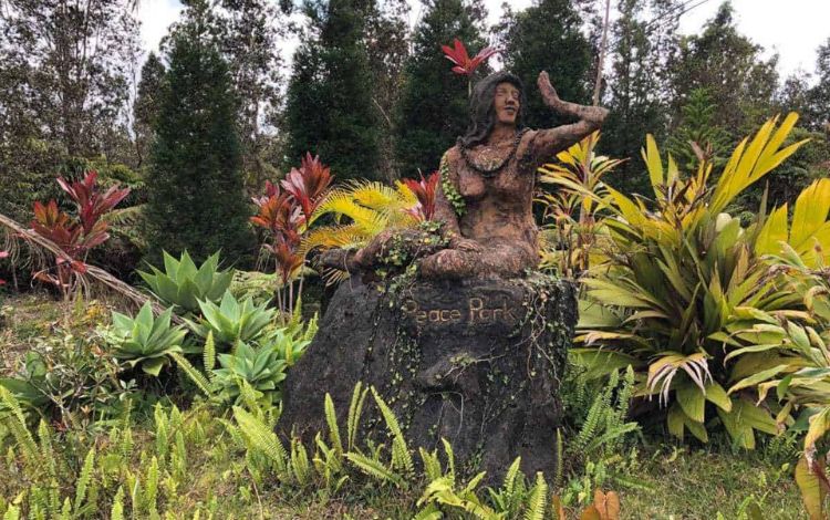 25 Unbelievable Hidden Gems in Hawaii - Unique Things To Do In Hawaii